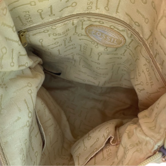 Fossil💛Genuine Leather Modern Cargo Foldover Crossbody Bag in Butter Yellow - Picture 11 of 15